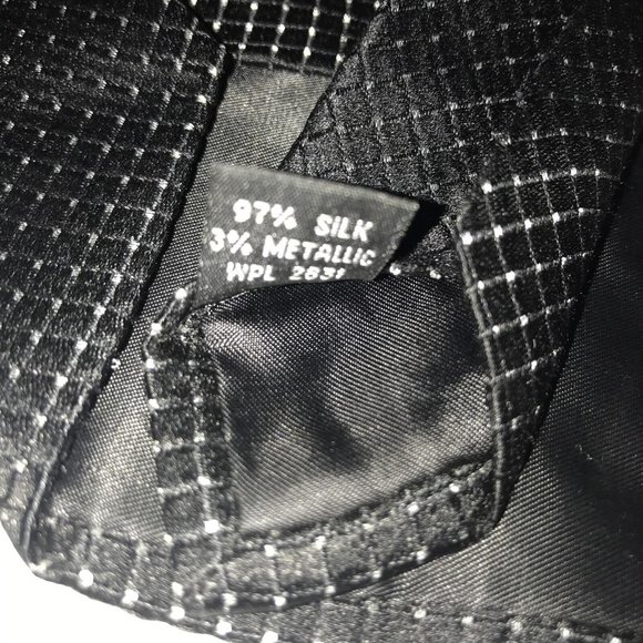 Croft & Barrow Mens Necktie Black Metallic Silver PinDot Silk - Picture 3 of 3
